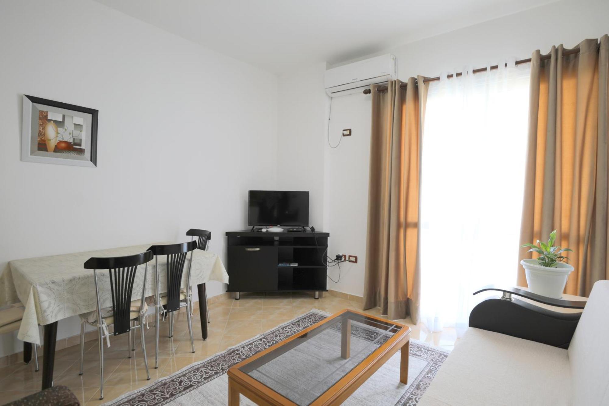 Blue Bay Apartments Sarande Exterior photo