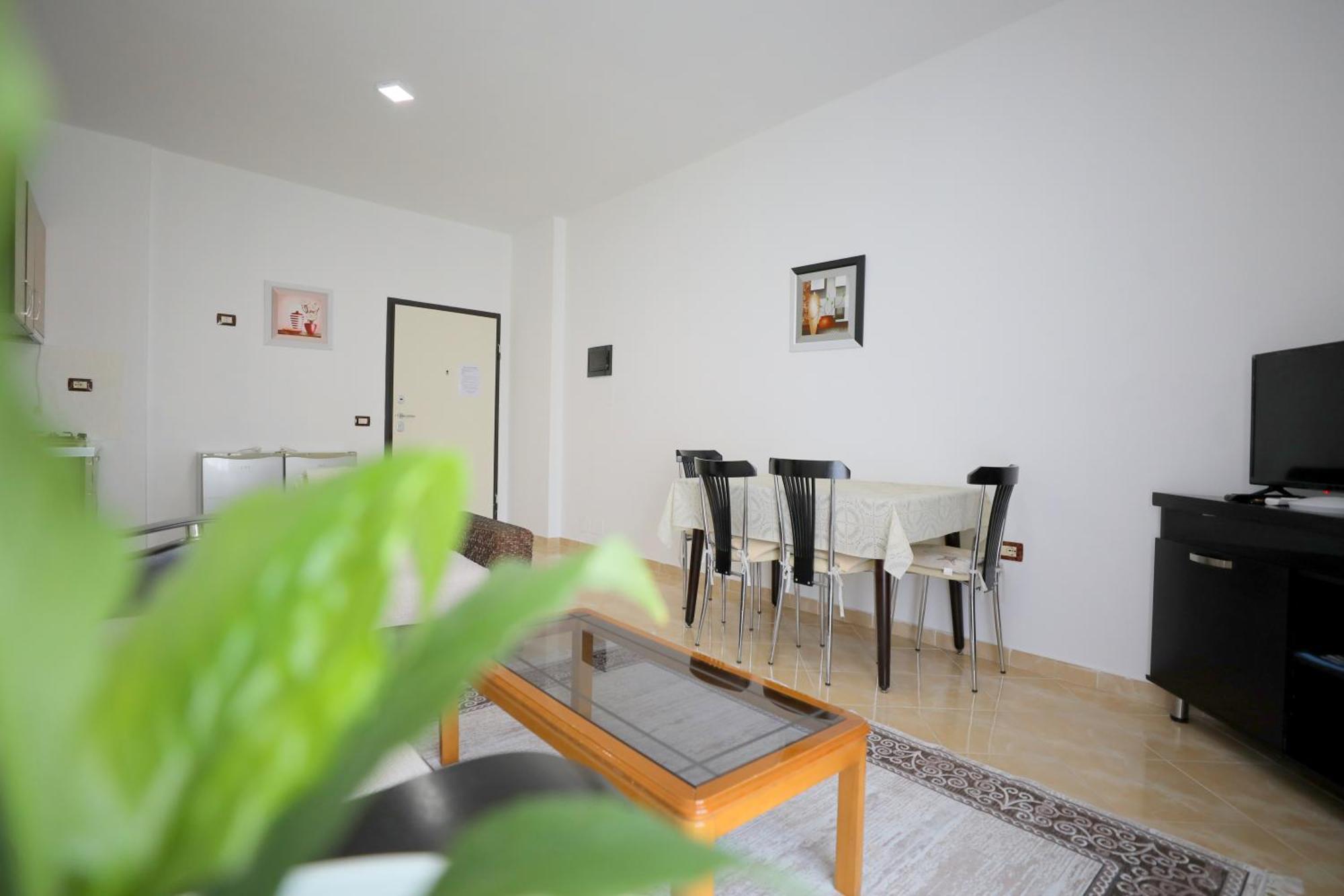 Blue Bay Apartments Sarande Exterior photo