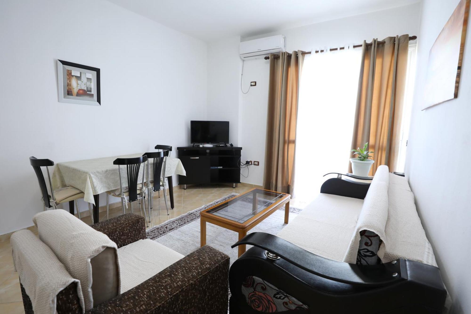 Blue Bay Apartments Sarande Exterior photo