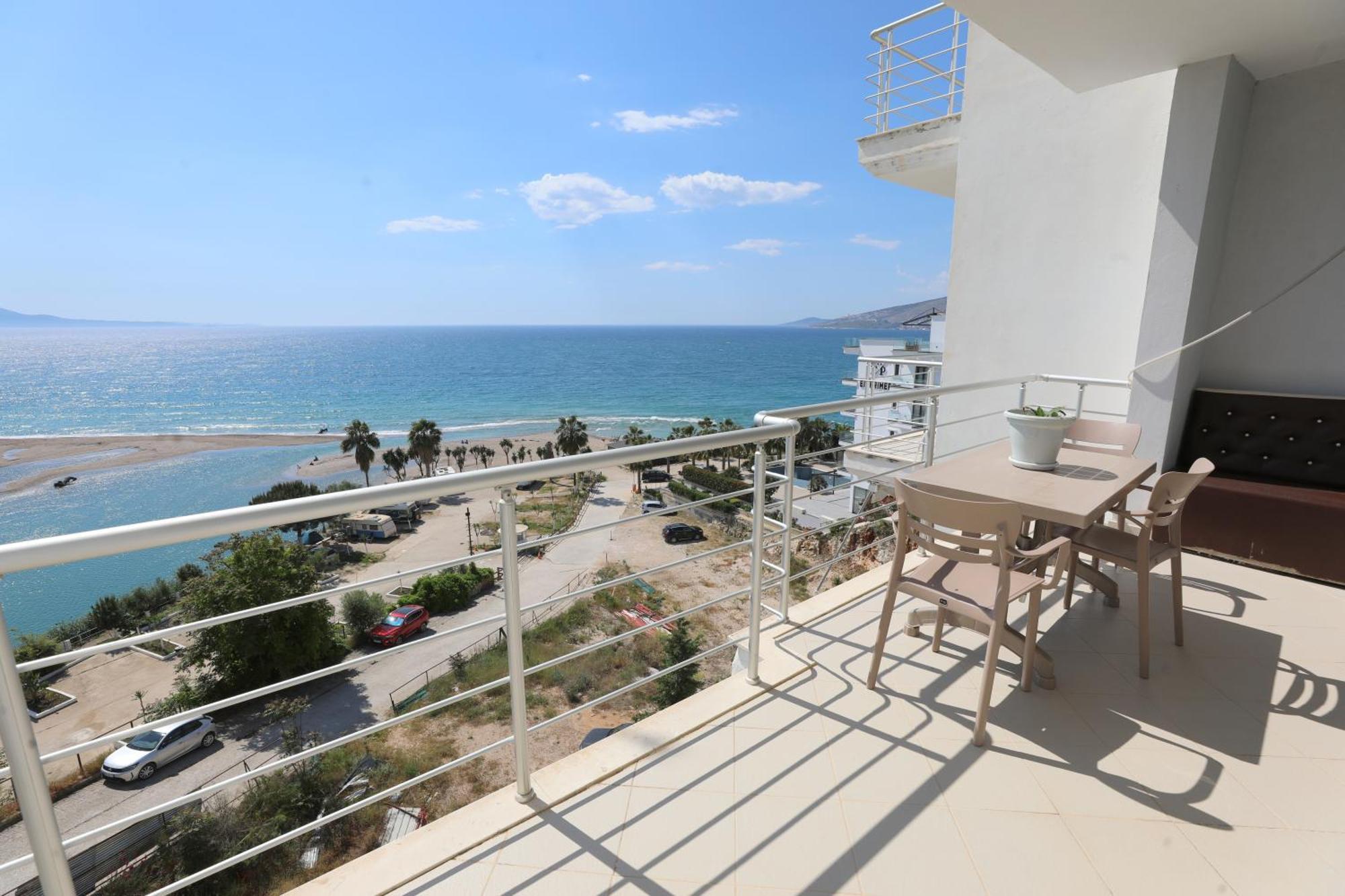 Blue Bay Apartments Sarande Exterior photo